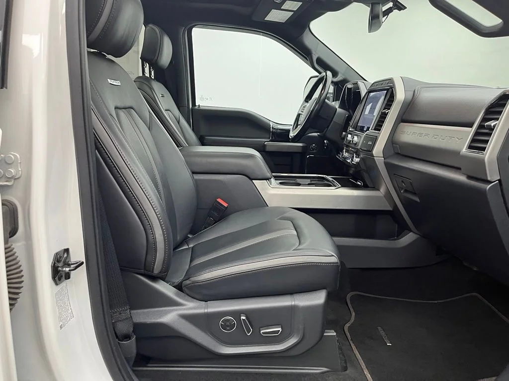 Used 2022 White Ford Platinum Lifted Truck image 30