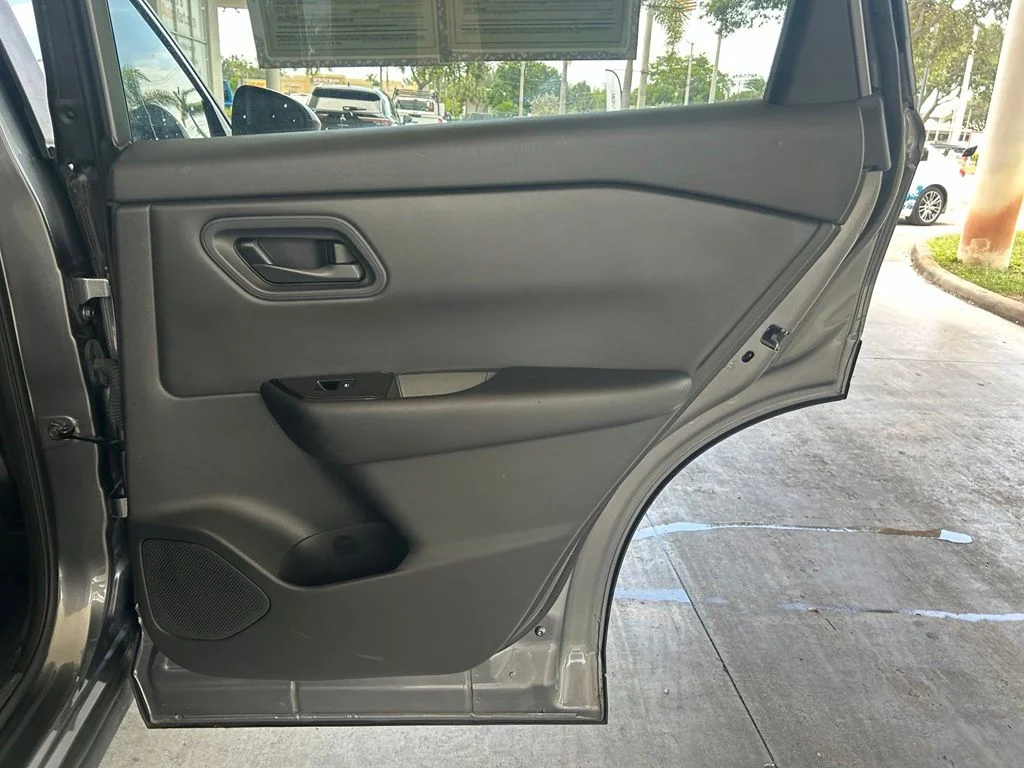 Used 2024 Gray Nissan S image 25