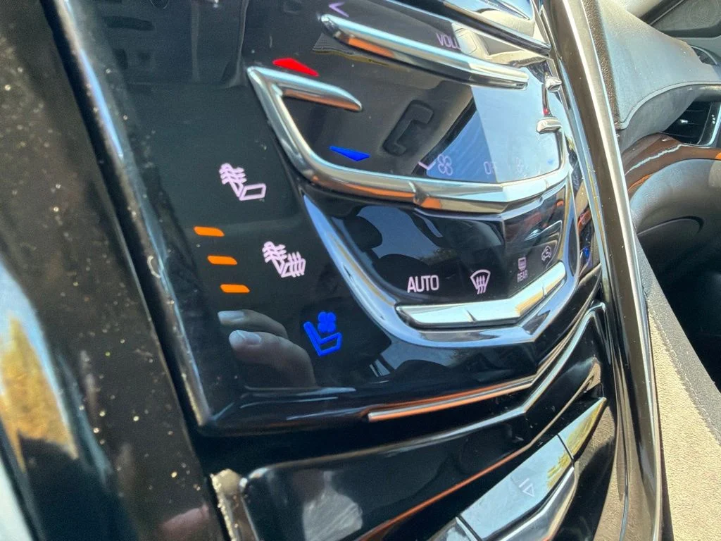 Used 2017 White Cadillac Luxury image 21