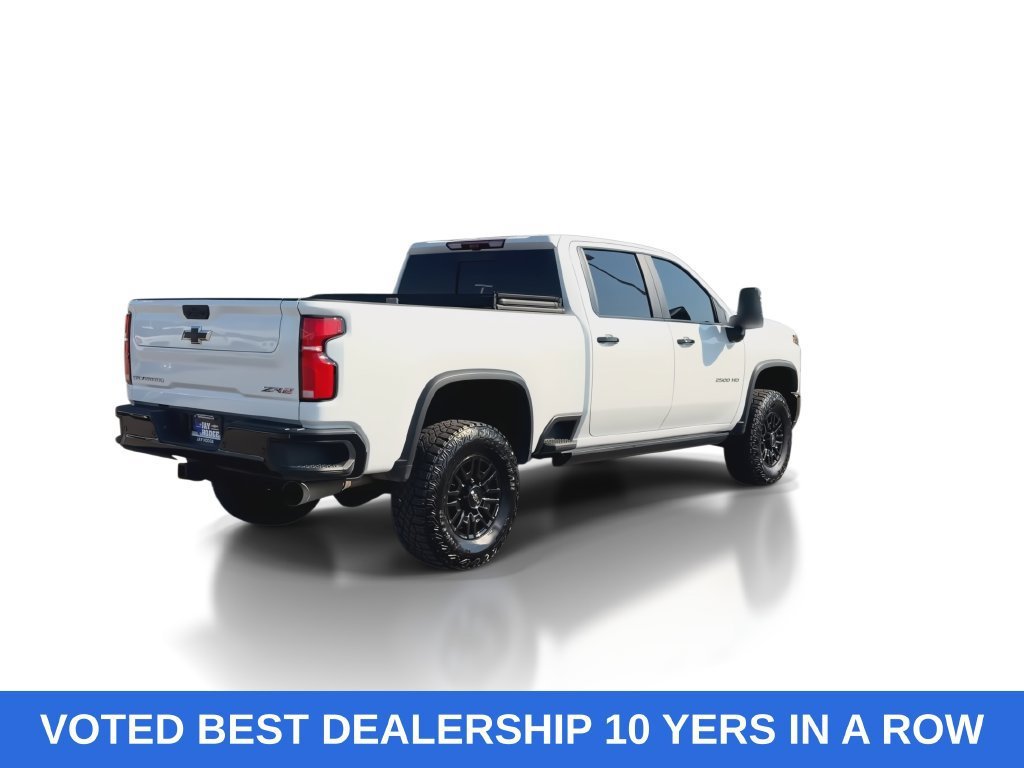 2026 Chevrolet Silverado 2500HD ZR2 - Photo 8