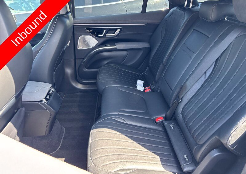 Used 2024 Gray Mercedes-Benz 450 image 5