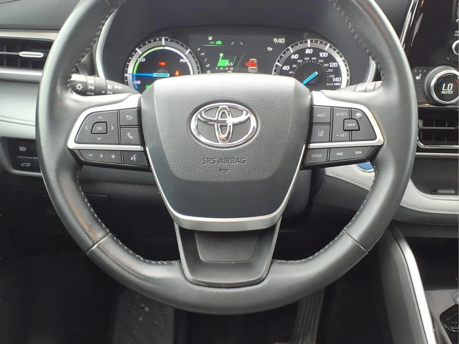 Used 2022 Black Toyota XLE image 14
