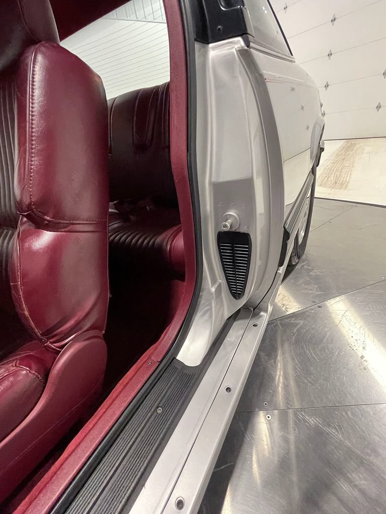 Used 1991  Buick Custom image 55