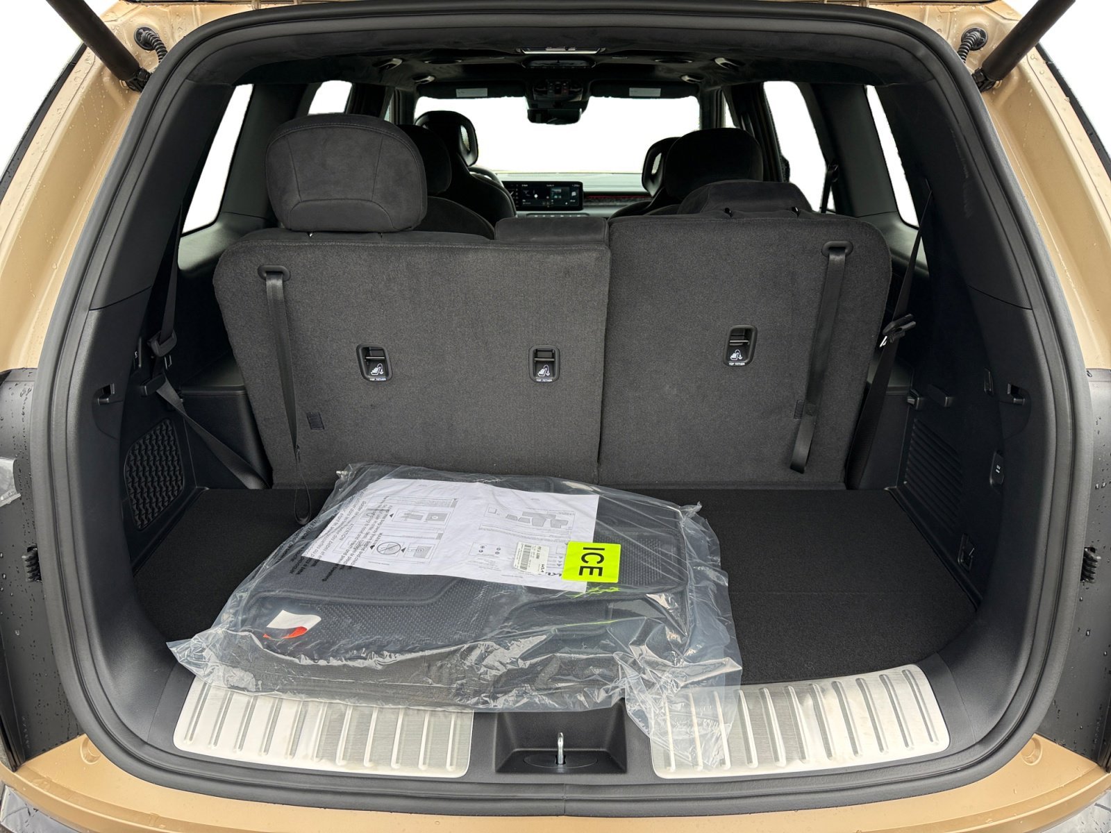 New 2027 Terrain Brown Matte Kia X-Pro SX Prestige image 17