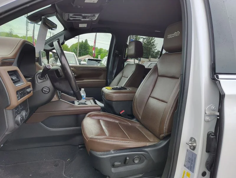 Used 2021 Beige Chevrolet High Country image 8