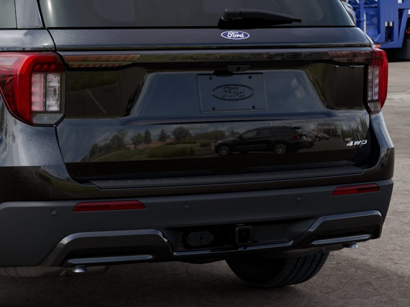 New 2027 Agate Black Metallic Ford ST-Line image 23