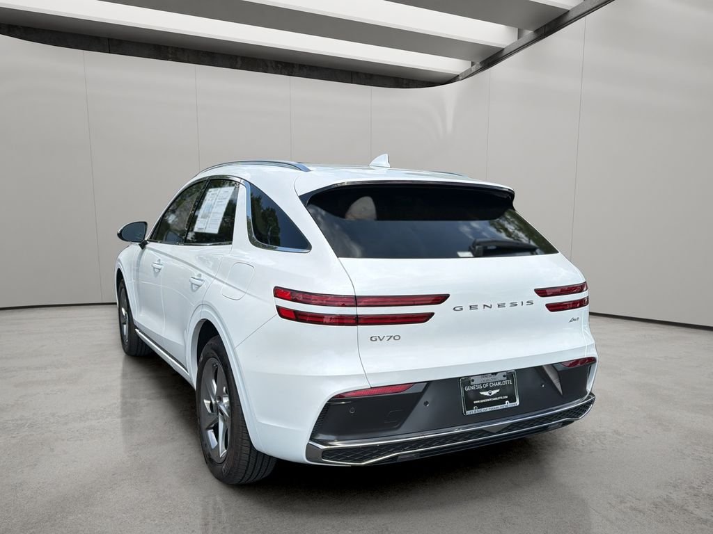 2026 GENESIS GV70 Standard - Photo 3