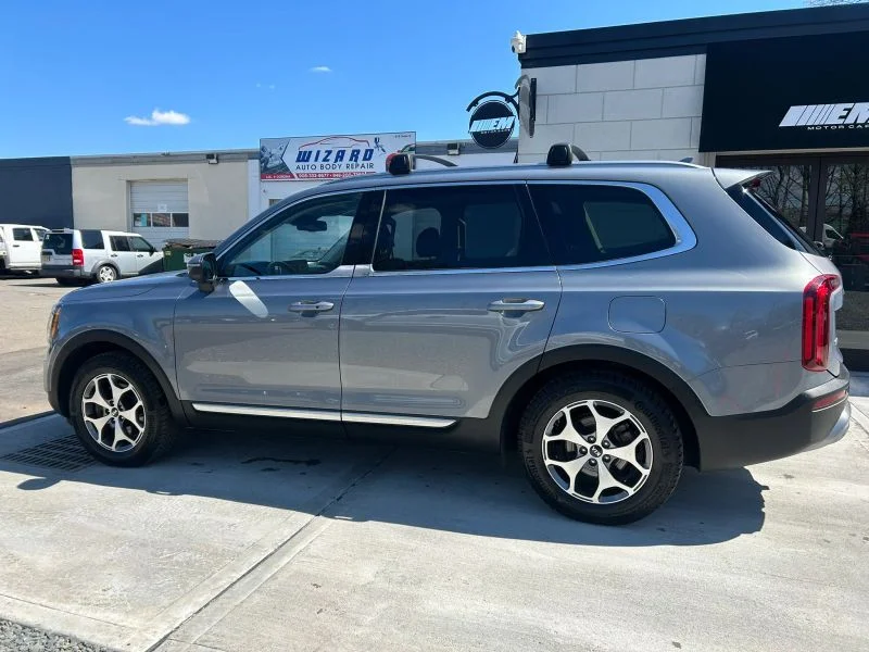 Used 2020 Blue Kia EX Sport Utility 4D image 8