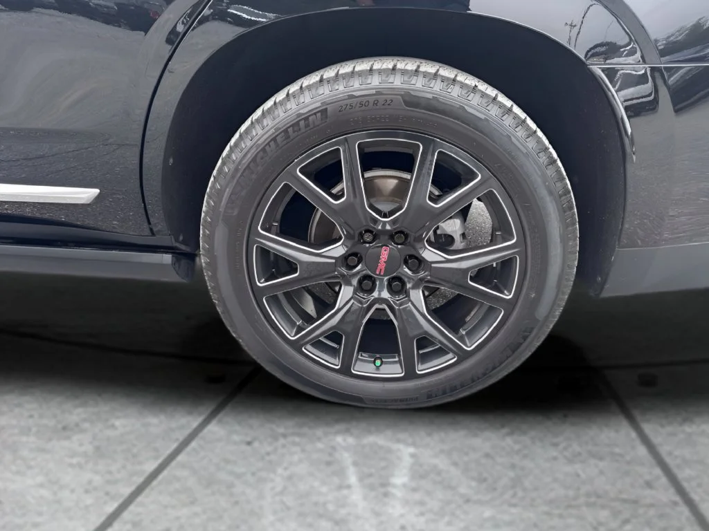 Used 2021 Black GMC Denali image 36