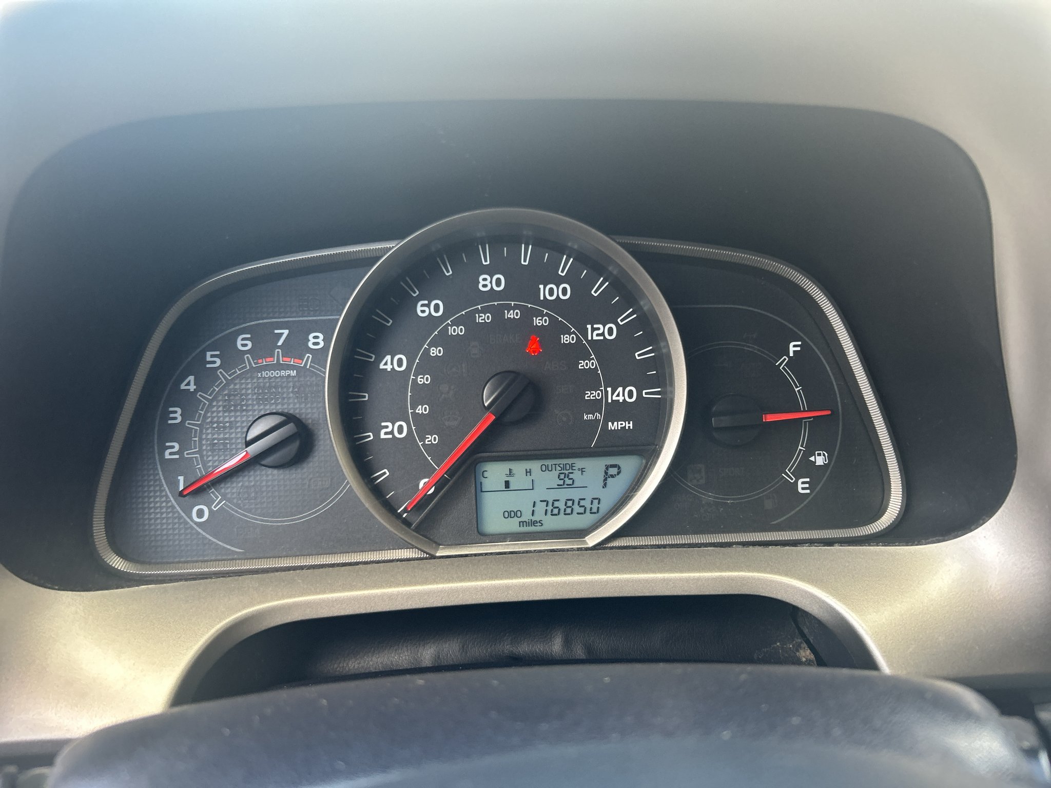 Used 2015 Black Toyota LE image 26