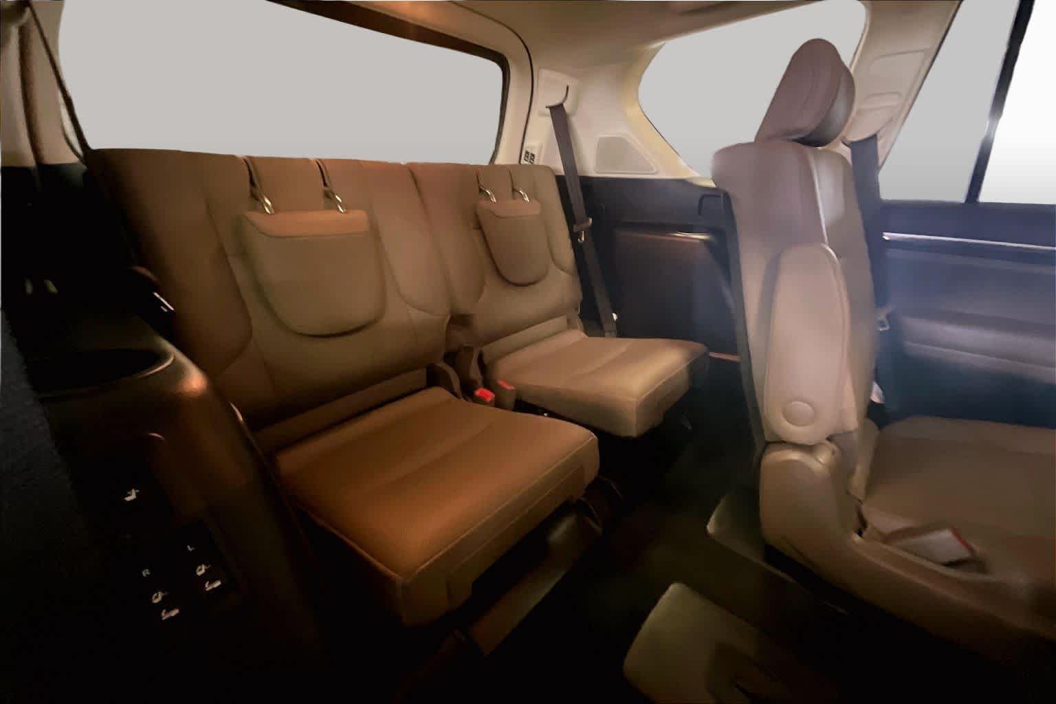 Used 2023 Eminent White Pearl Lexus Premium image 17