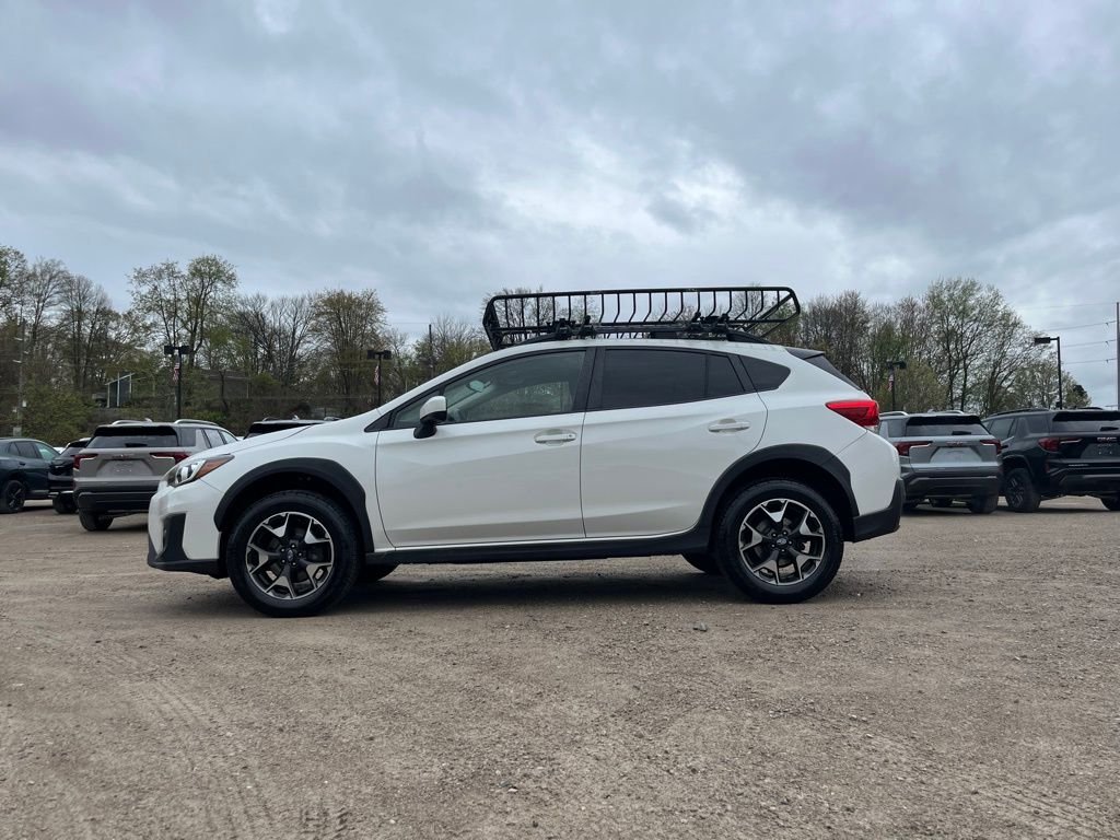 Used 2019 Crystal White Pearl Subaru 2.0i Premium image 12