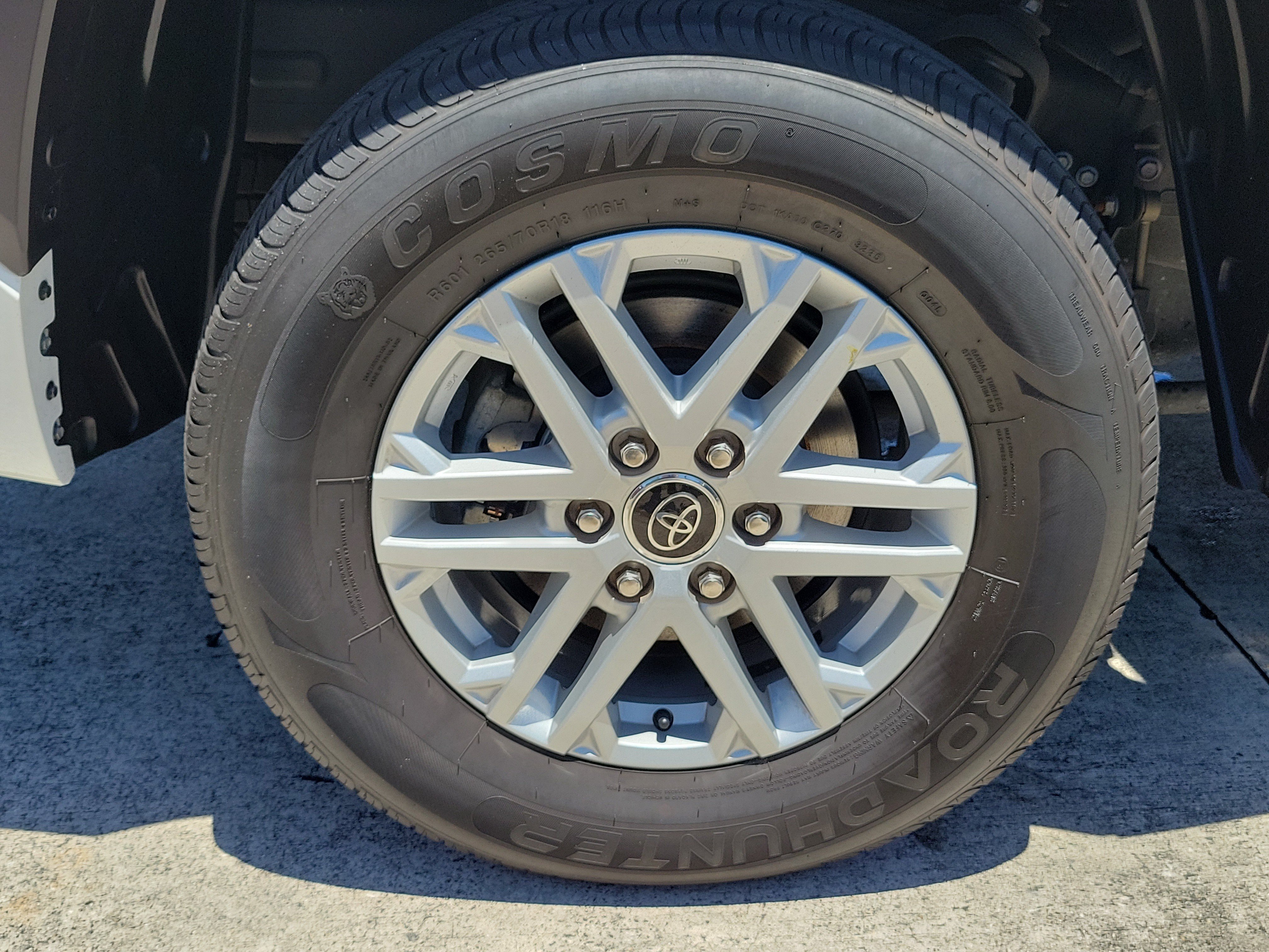 Used 2024 Ice Toyota SR5 image 7