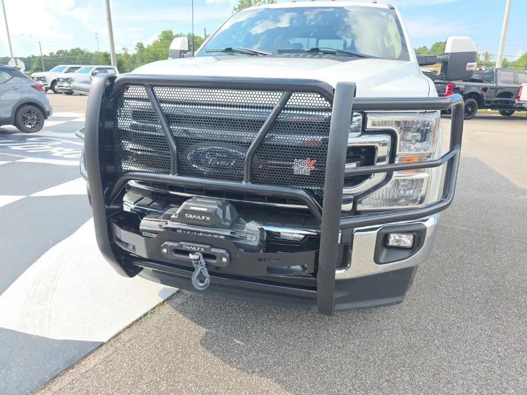 Used 2022 Star White Ford Lariat image 5