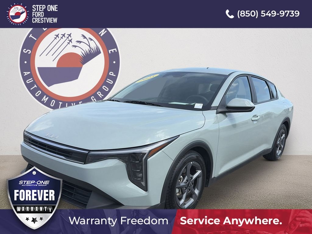 2025 Kia K4 LXS AT's photo