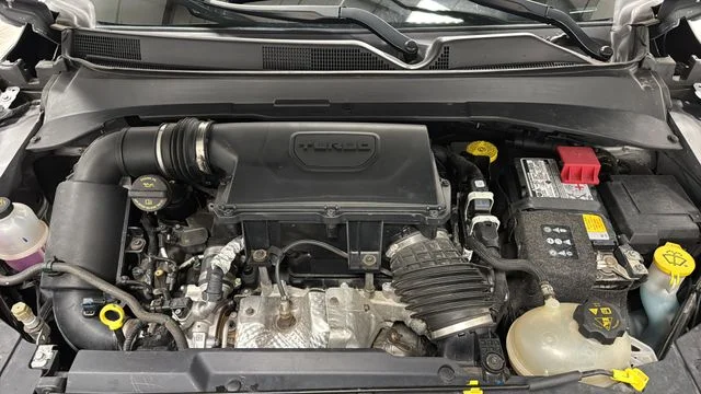 Used 2023 Billet Silver Metallic Jeep Sport image 27