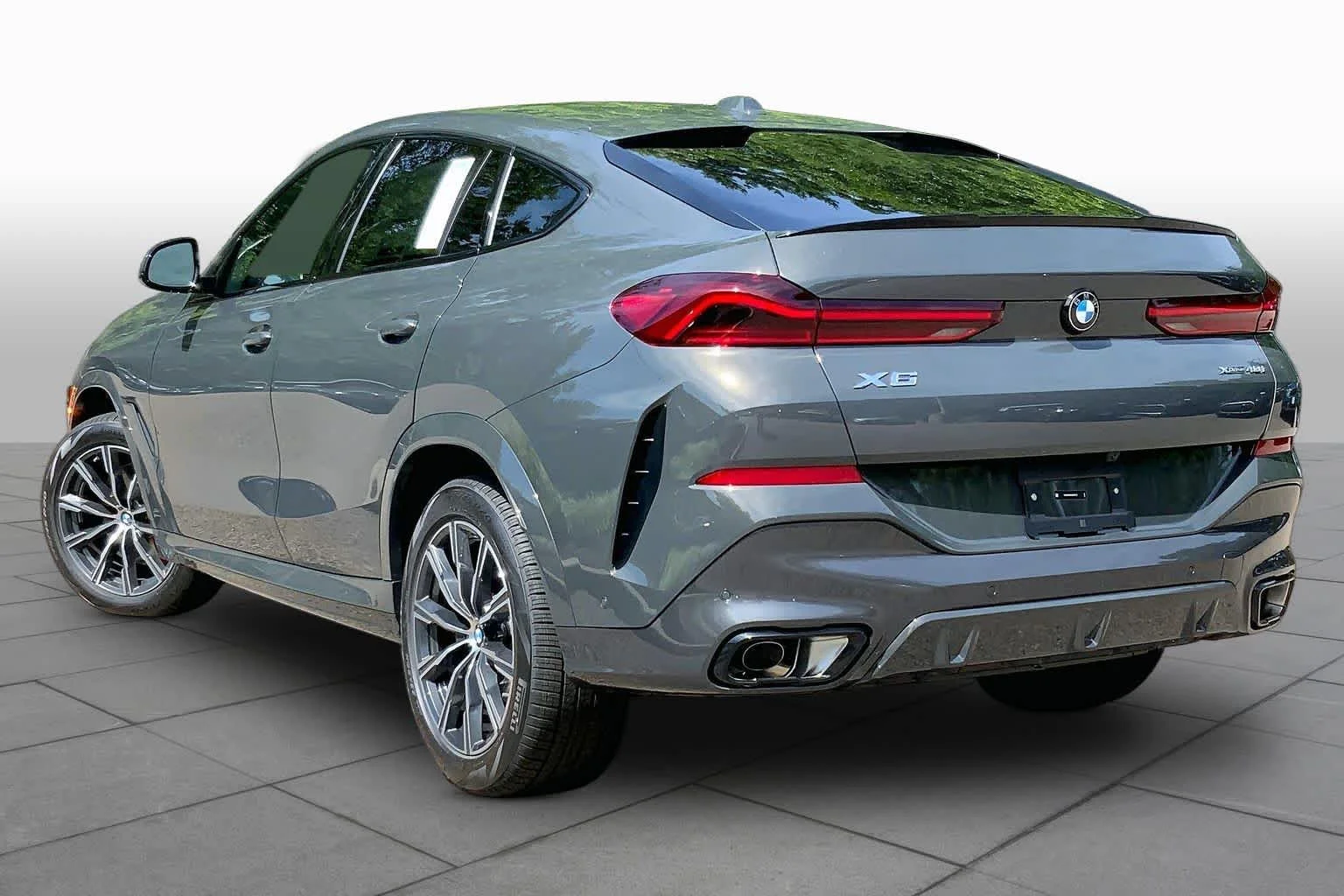 New 2027 Dravit Grey Metallic BMW xDrive40i image 12