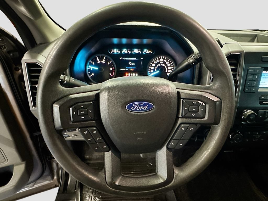 Used 2018  Ford XL image 11