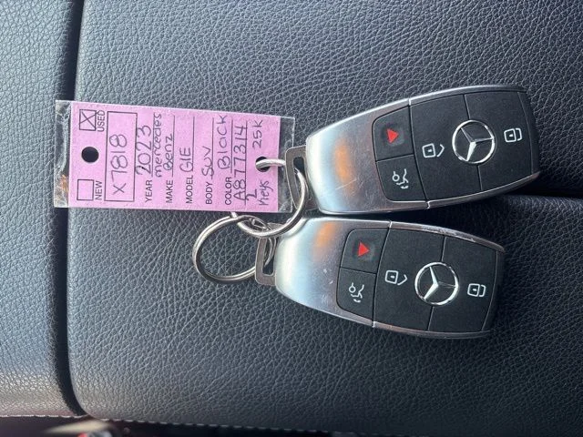 Used 2023 Black Mercedes-Benz GLE 350 image 35