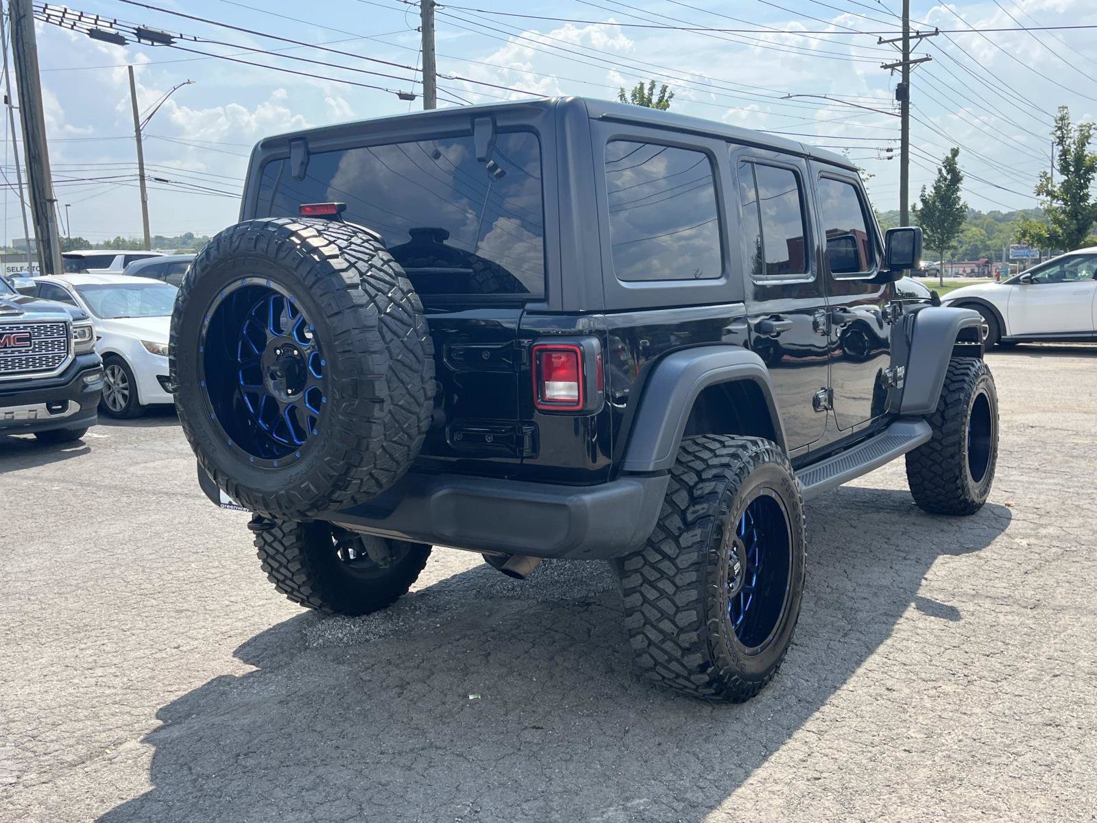 Used 2018 Black Clearcoat Jeep Sport S image 7