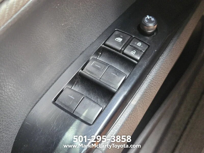Used 2025 GRAY TOYOTA SE image 21