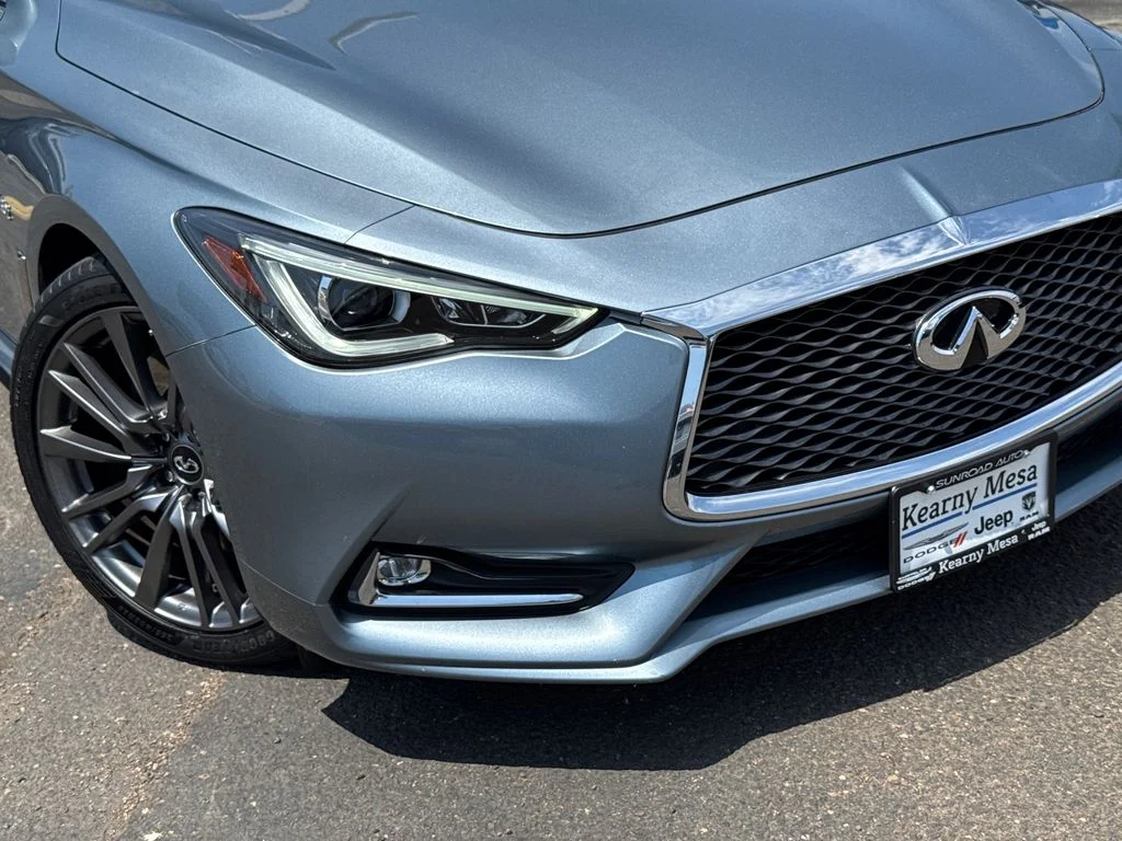 Used 2017 Blue INFINITI Red Sport 400 image 6
