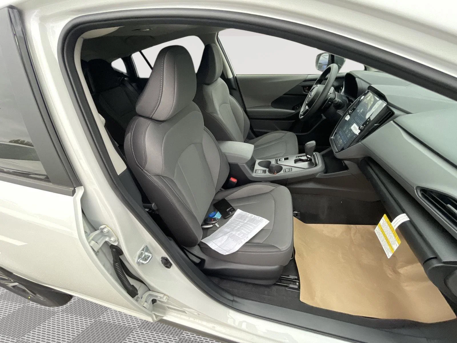 New 2026 Crystal White Pearl Subaru Premium image 28
