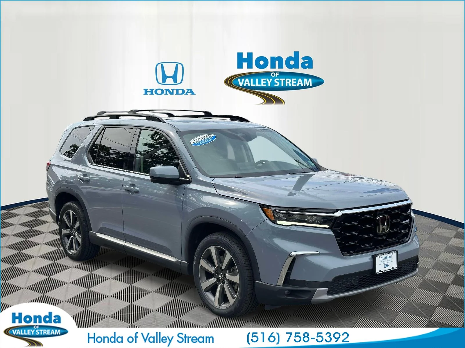 Certified Used 2023 Sonic Gray Pearl Honda Touring image 1