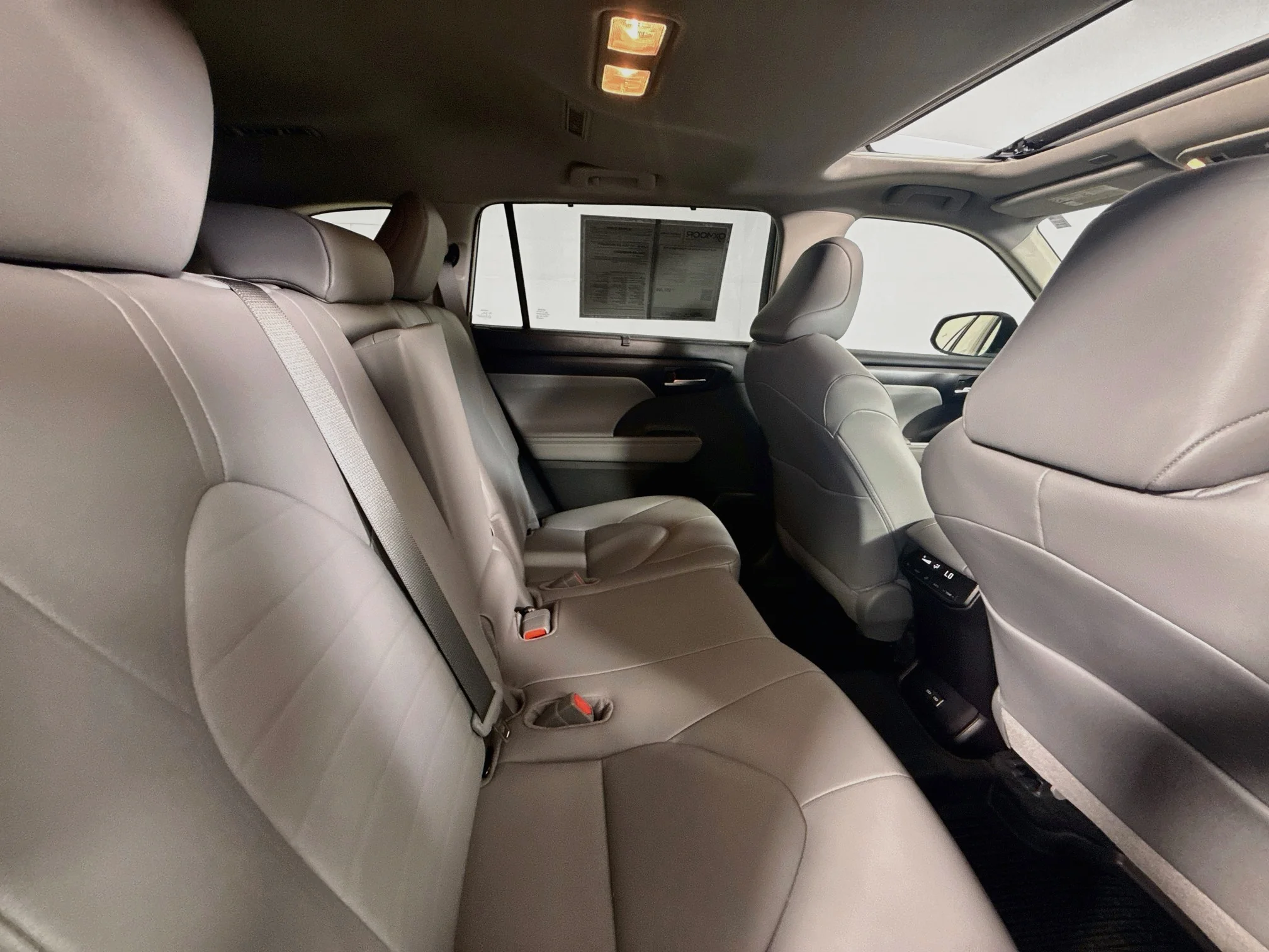 Used 2025 Celestial Silver Metallic Toyota Hybrid XLE image 29