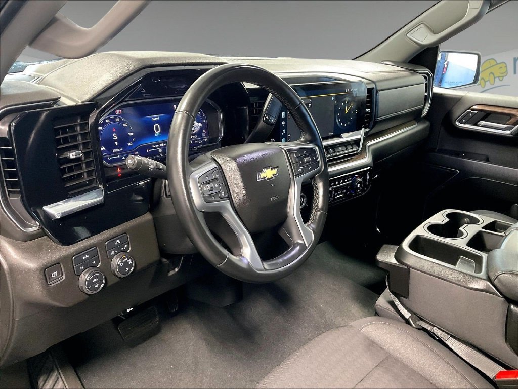 Used 2024 Black Chevrolet LT image 8