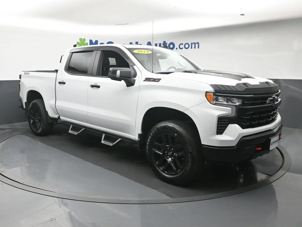 Used 2024 White Chevrolet LT Trail Boss image 2