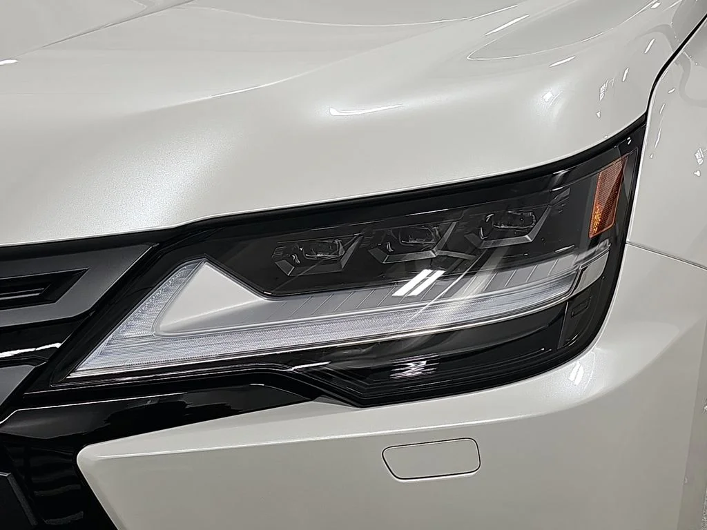 New 2026 Eminent White Pearl Lexus LUXURY image 30