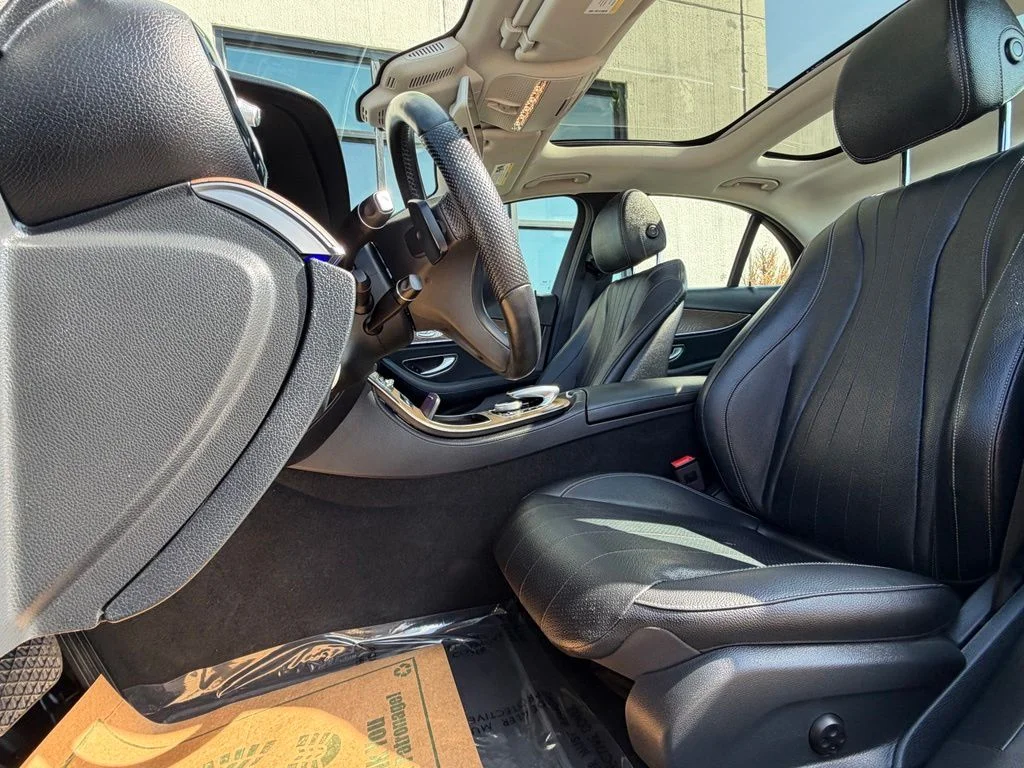 Used 2018 Blue Mercedes-Benz E 300 image 10