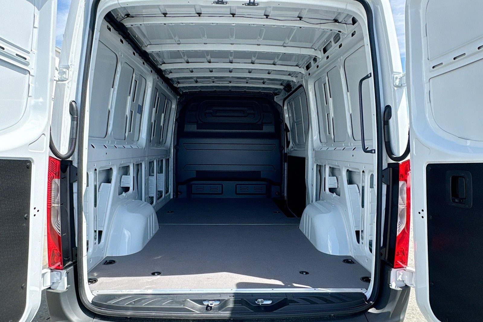 New 2026 Arctic White Mercedes-Benz  image 21