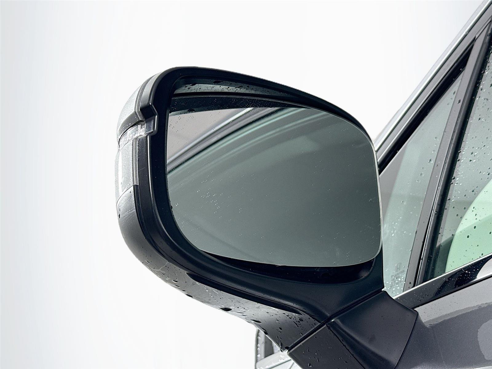 Used 2023 Lunar Silver Metallic Honda EX-L image 5