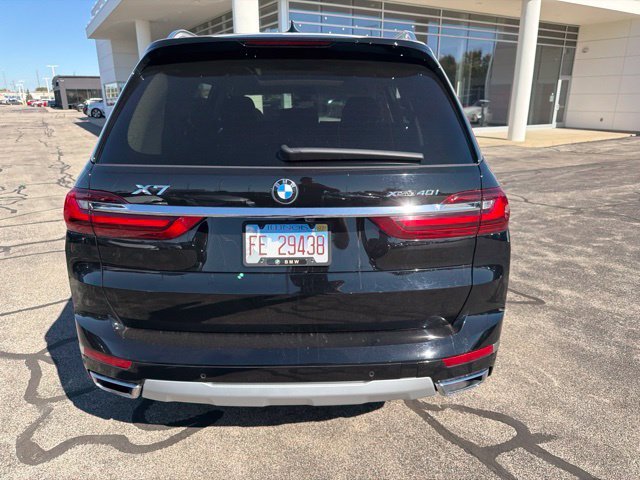 Used 2021 Jet Black BMW xDrive40i image 7