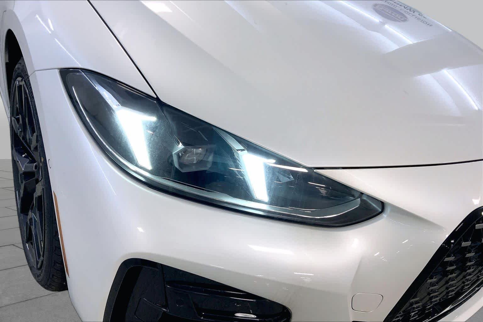 New 2027 Mineral White Metallic BMW 430i xDrive image 13