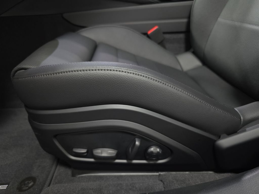 Certified Used 2025 White Porsche  image 22