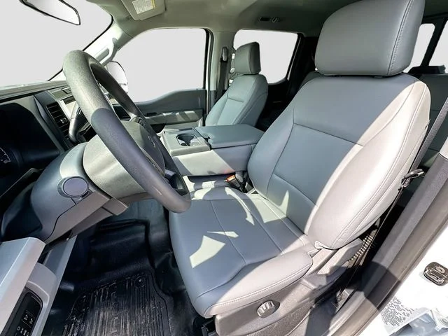 New 2026 Oxford White Ford XL image 14
