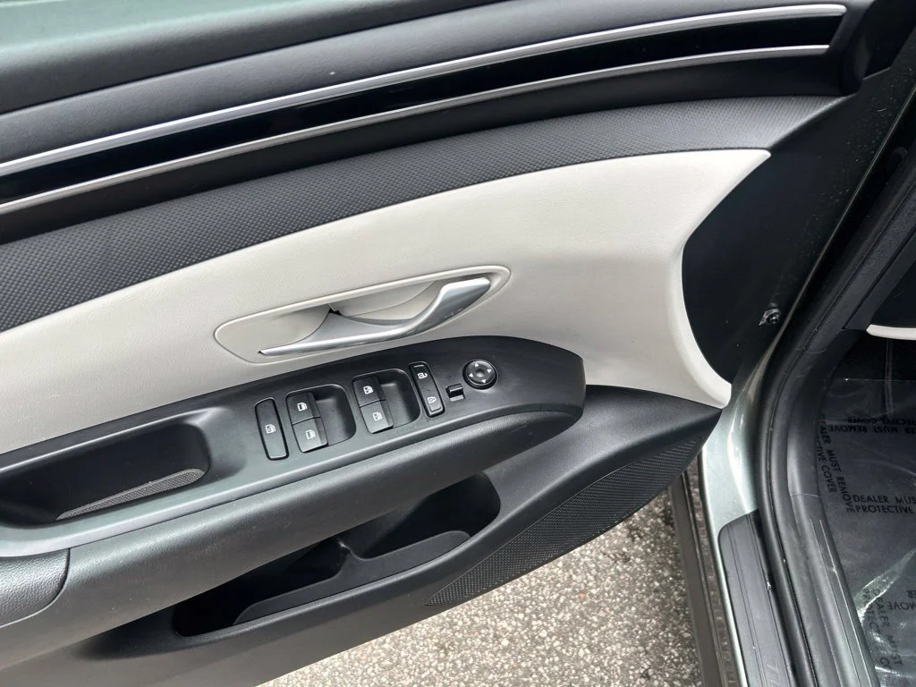 Used 2023 Gray Hyundai SEL image 16