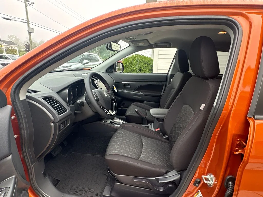 New 2026 Orange Mitsubishi 2.0 LE image 17