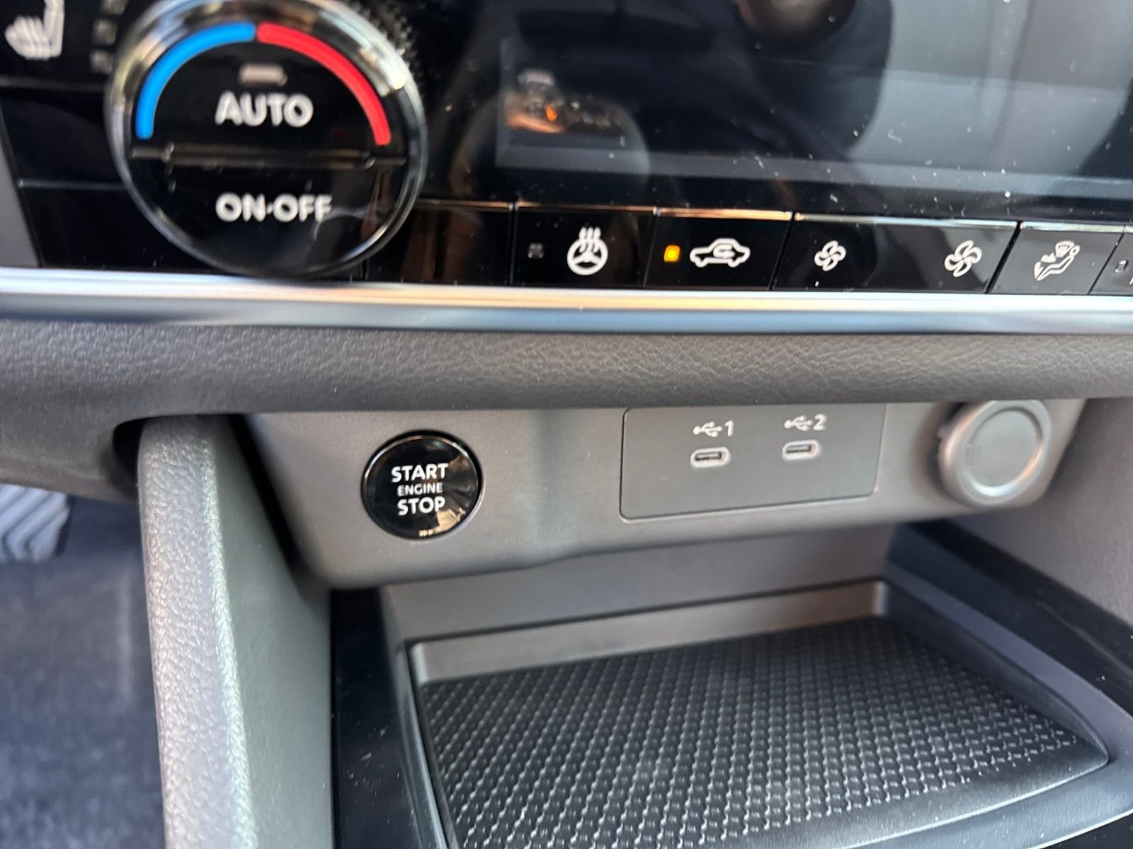 New 2026 Nissan Rogue Dark Armor 4D Sport Utility