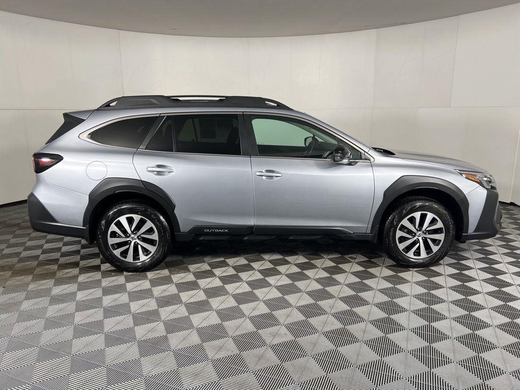 New 2025 Ice Silver Metallic Subaru Premium image 12