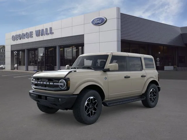 2026 Ford Bronco Outer Banks 4x4's photo