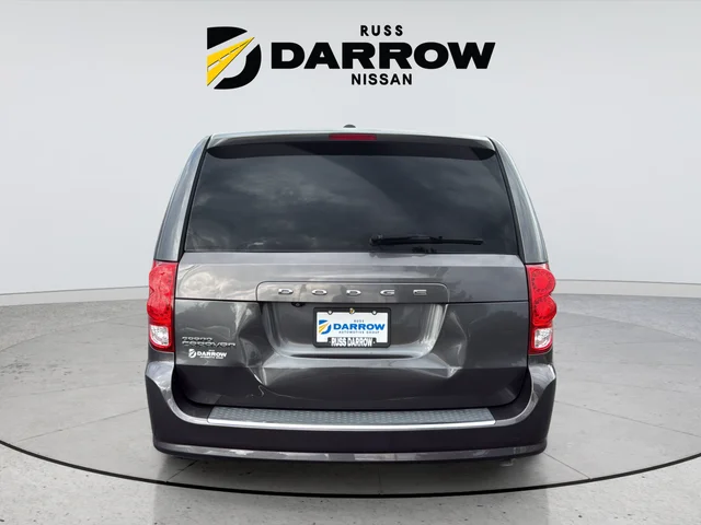 Used 2019 Gray Dodge SE image 4