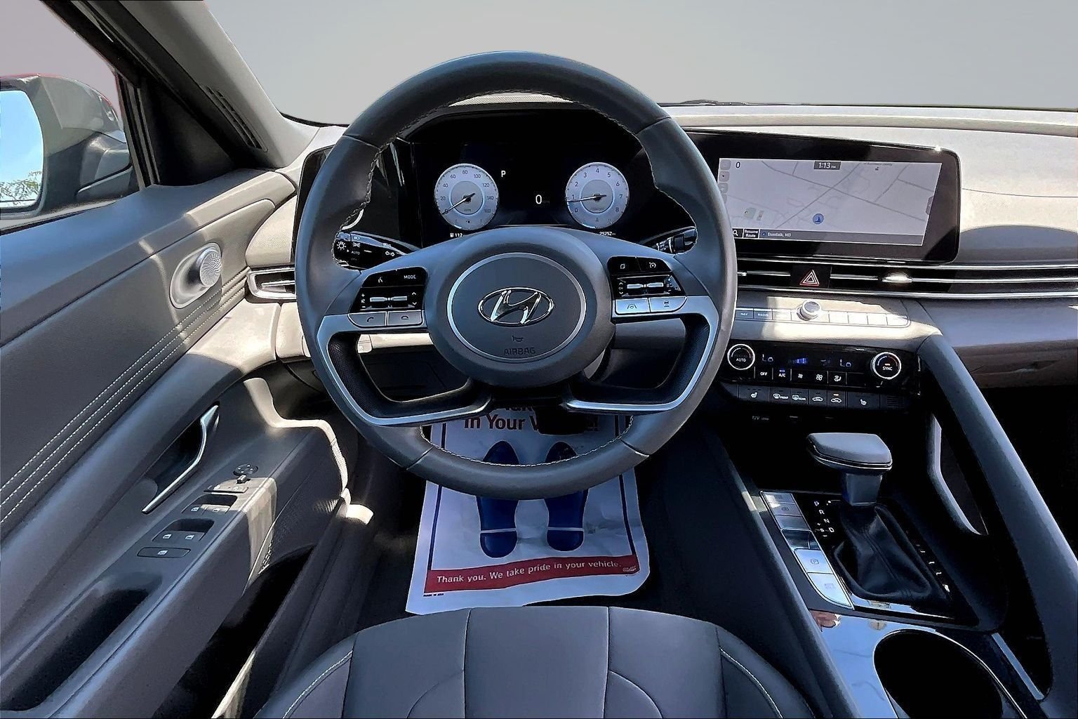 Used 2023 Gray Hyundai SEL image 7