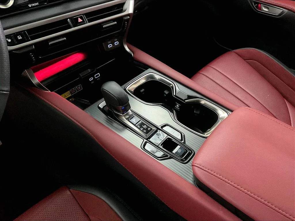 Used 2025 Gray Lexus 500h F SPORT Performance image 19