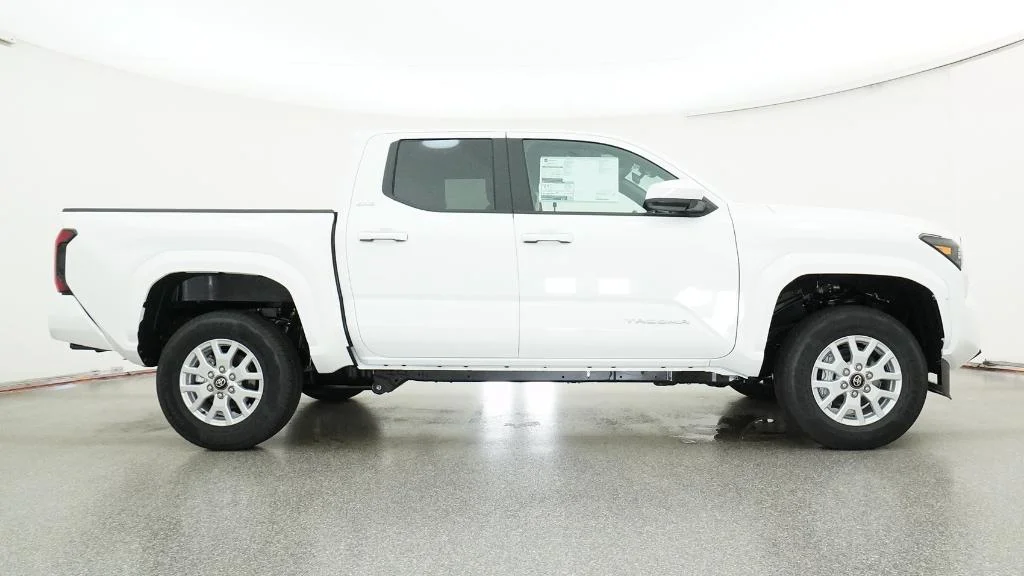 New 2026 Ice Cap Toyota SR5 image 50