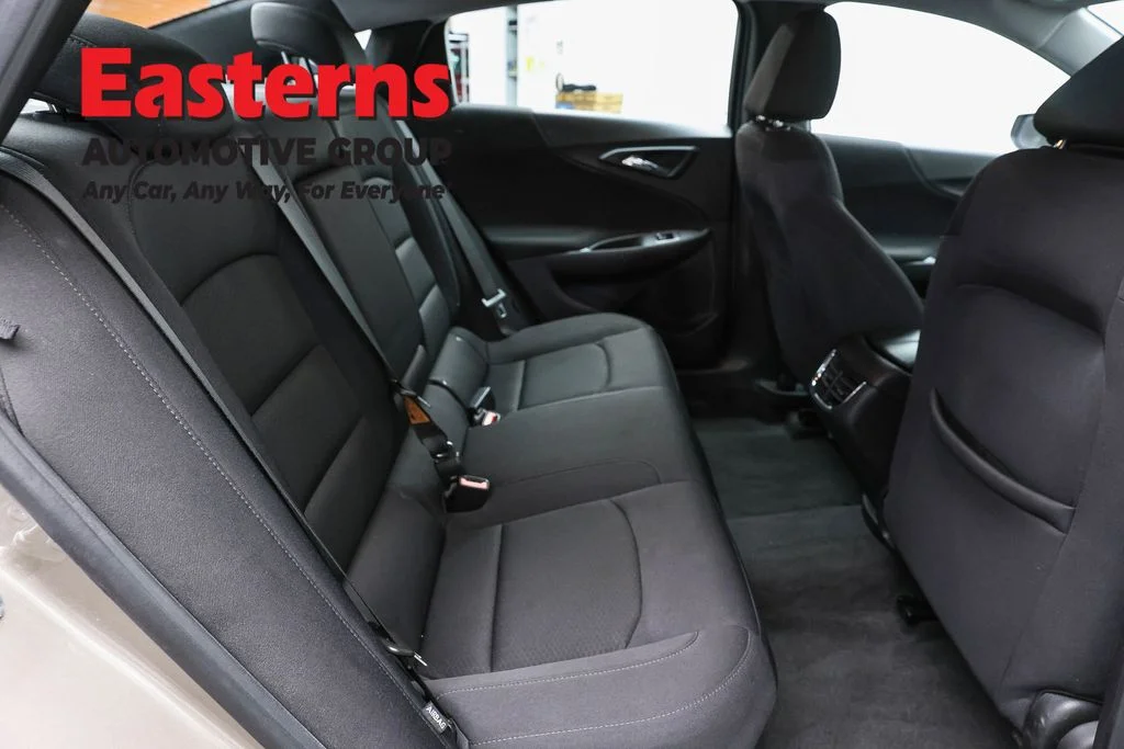 Used 2024 Gray Chevrolet LT image 23