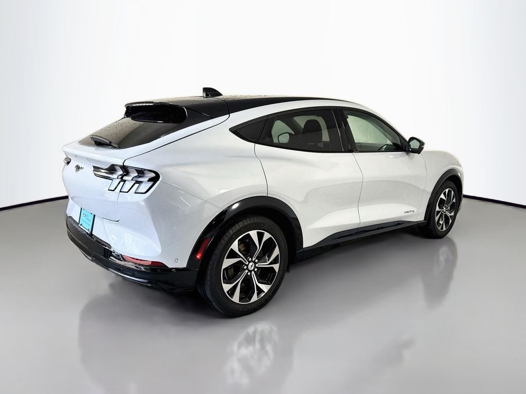Used 2023 Space White Metallic Ford Premium image 14